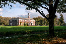Zicht op het voormalige kasteel Chateau Marquette tijdens een wandeling in de omgeving | © Ronald van Wijk Fotografie